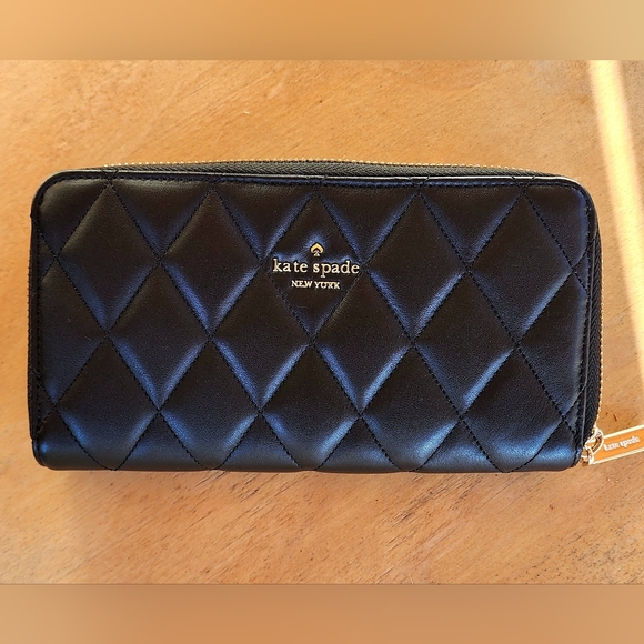 NWOT Kate Spade Quilted Long Wallet - Picture 9 of 9